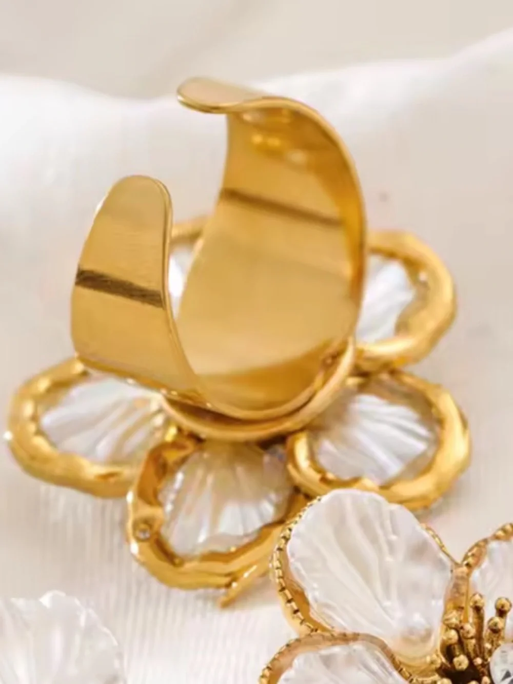 Pearl Petal Blossom Gold Ring